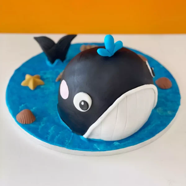 Baleine Joueuse