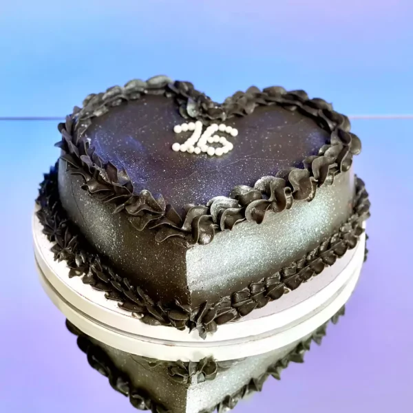 Dark cake vintage brillant noir pour anniversaire d'une fille de 18 ans à geneve