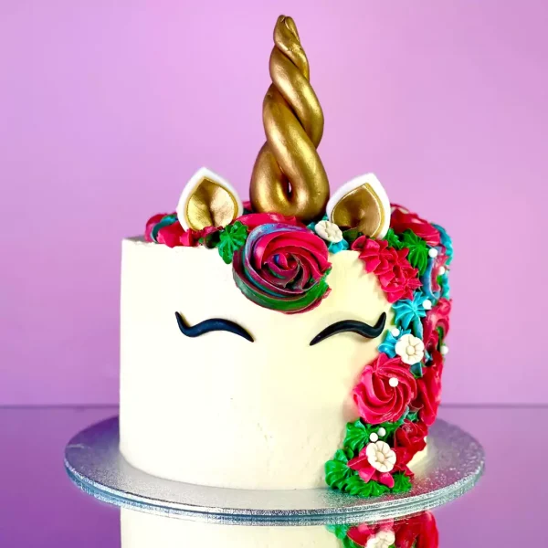 gateau au chocolat licorne pour un anniversaire d'une fille de 5 ans a lausanne